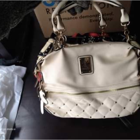 Purse - Picture 2 of 2